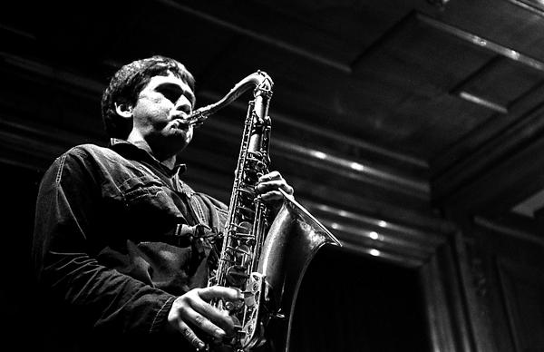David Jacome - Tocando el Saxofon en Barcelona